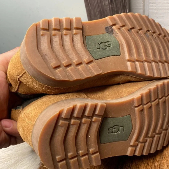 Womens UGG winter boots size 5 check them out very nice thanks 🙏 - Picture 5 of 9